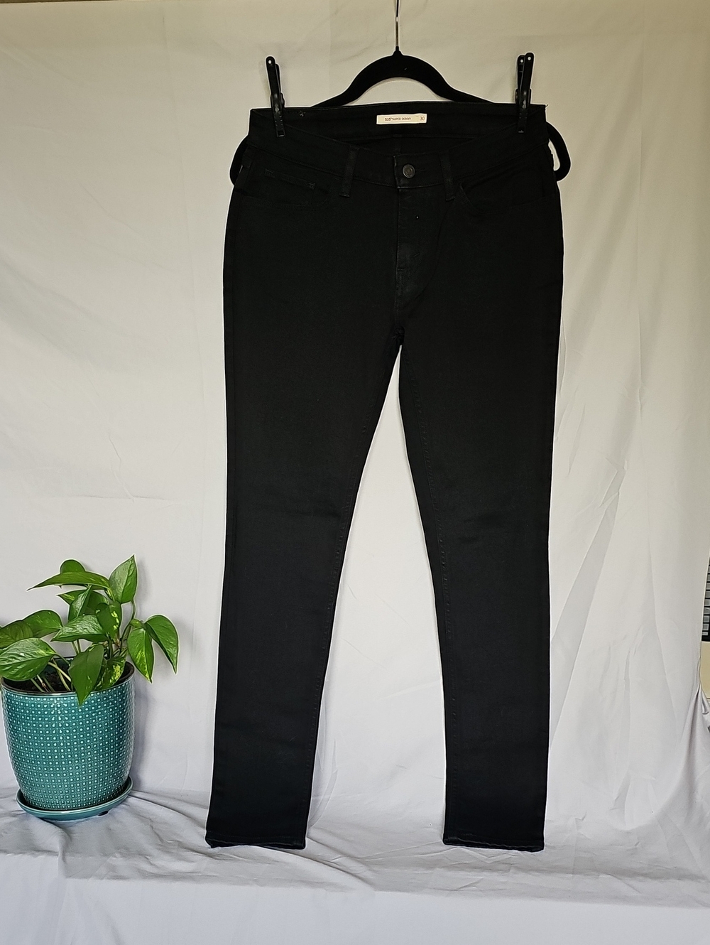 LEVI'S  535 Super Skinny BlacWomen's Jeans with Comfortable Stretch NEVER WORN